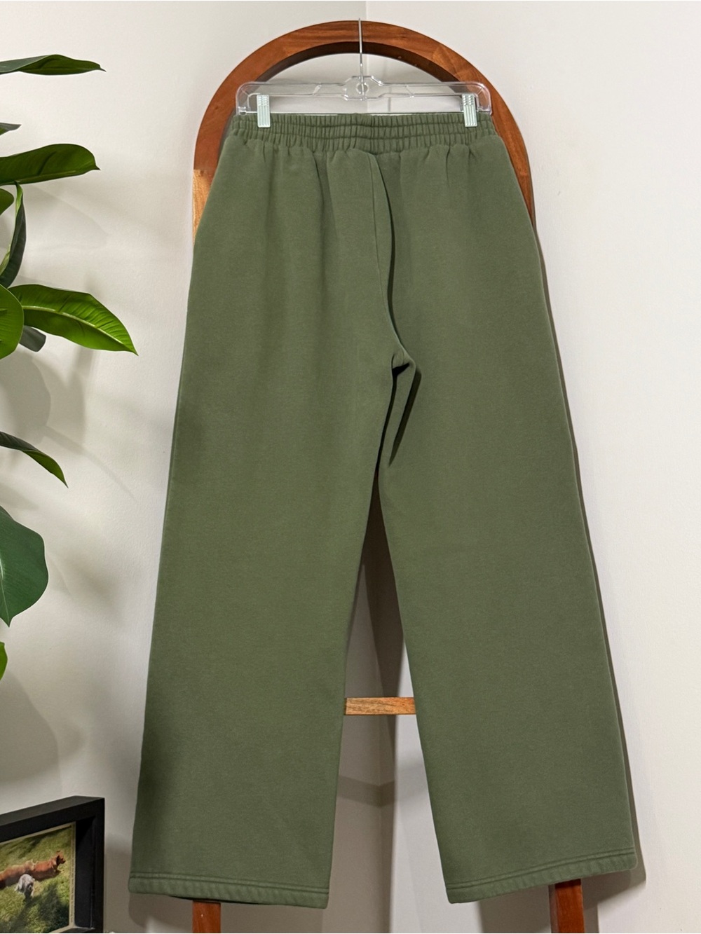 Comfrt LARGE Olive Green Fleece Straight Leg Sweatpants - Picture 3 of 9